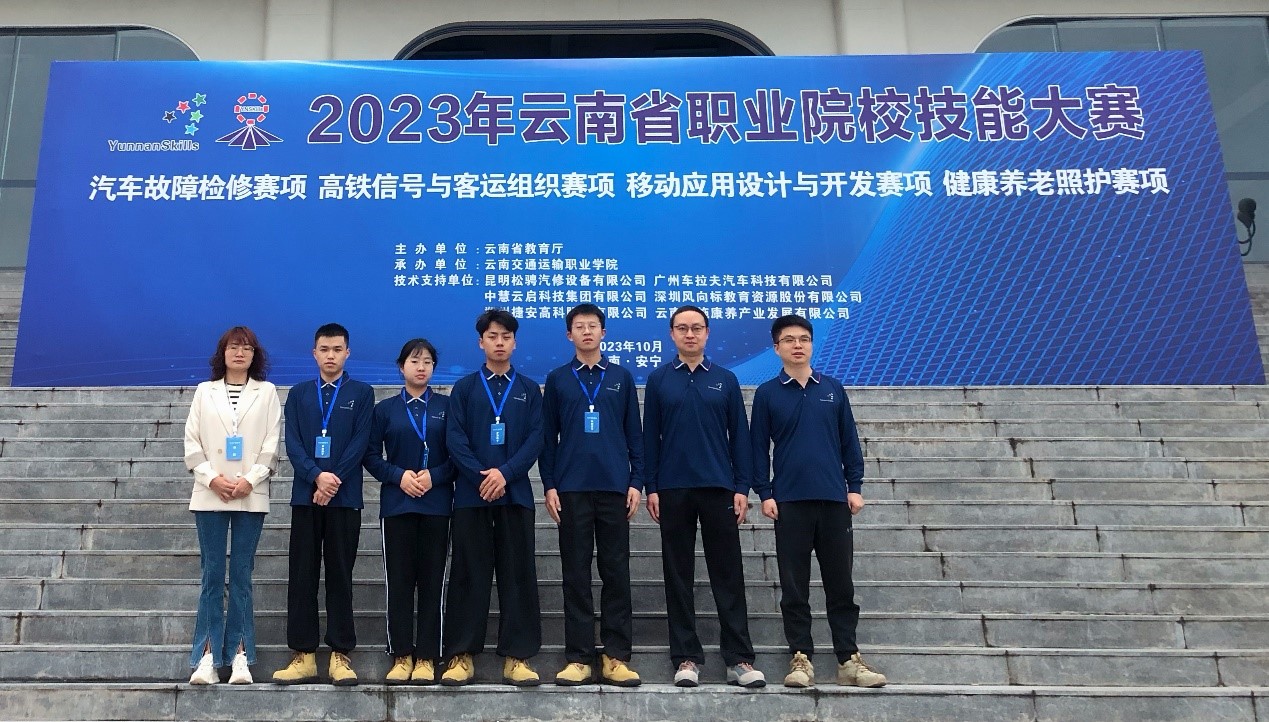 ce95335074644033a8fdec6b88ffed23.jpg