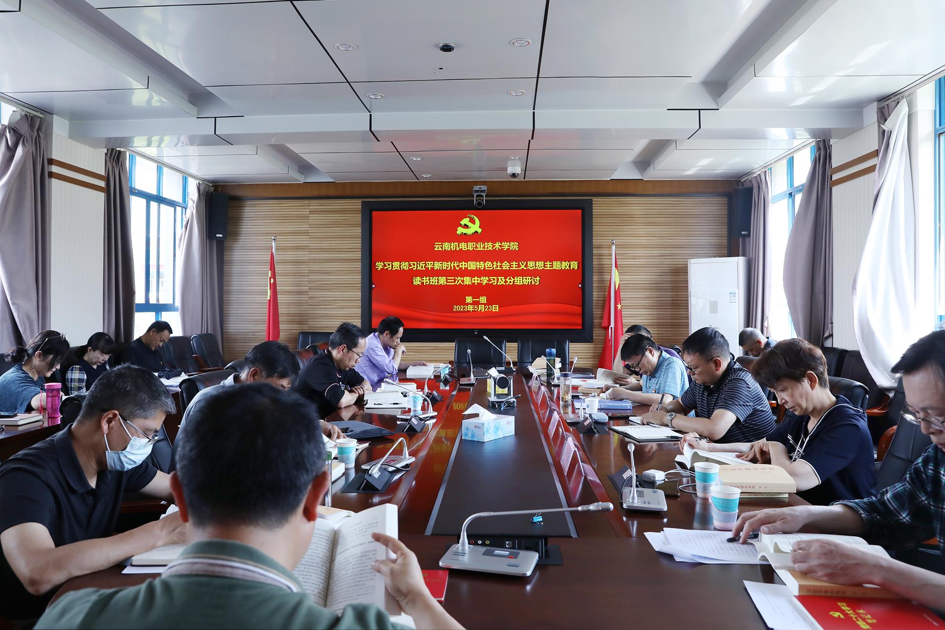 d902b4ee5caf4603a692122cf6de40ee.jpg