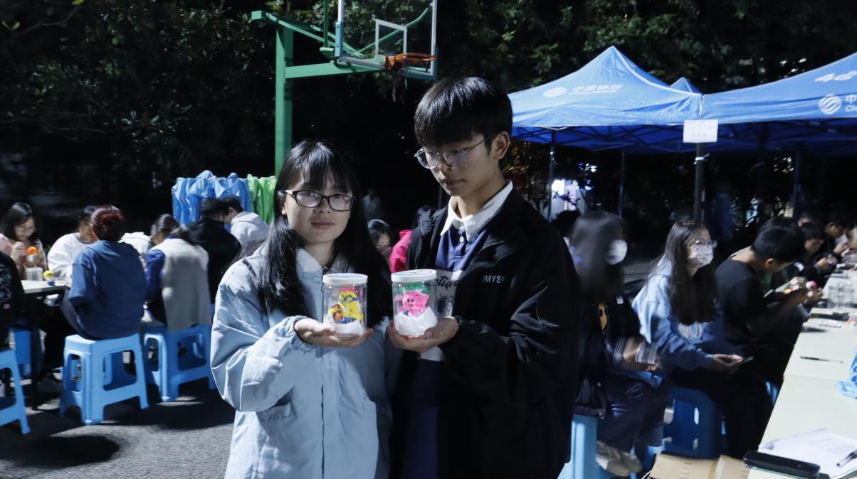 35f2724ed60548e8bdfe510fbc83bcf8.Jpeg